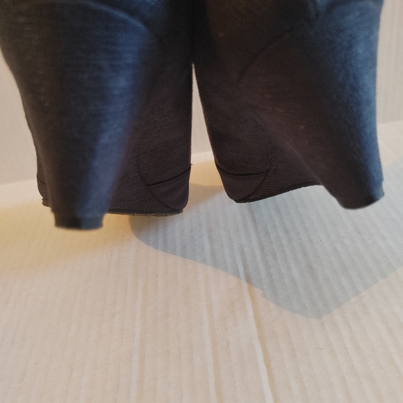 Calvin Klein Navy Blue Wedge Heels/Pumps Women's Size 8.5 M - Picture 7 of 11